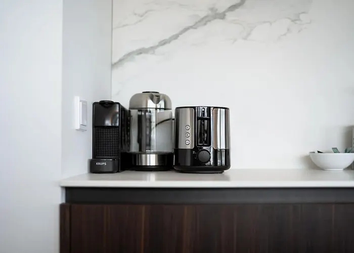 Modern 2br In Near Old Town 卢森堡