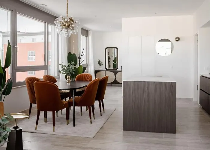 Modern 2br In Near Old Town 卢森堡