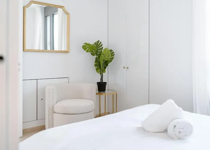 Modern 2br In Near Old Town * 卢森堡