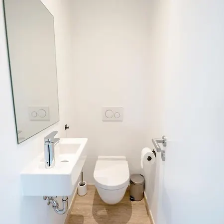 Elegance In Historic Ville-haute Apartment Luxembourg